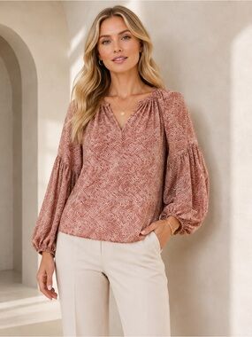 🎉5 for $45🎉 lovestitch top blouse shirt size S